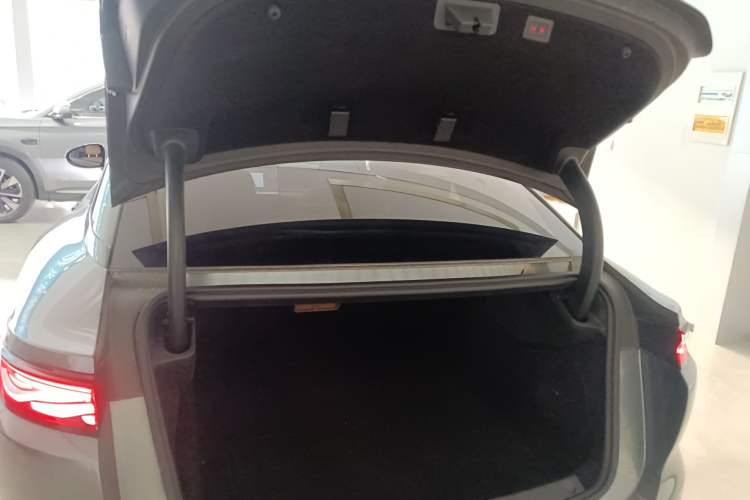 Used BYD Han L 2025 DM-p Four-Wheel-Drive LiDAR Flagship Model
