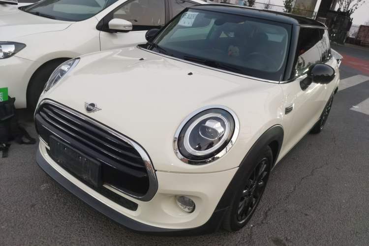 Used  MINI 2018 1.5T COOPER Classic Edition
