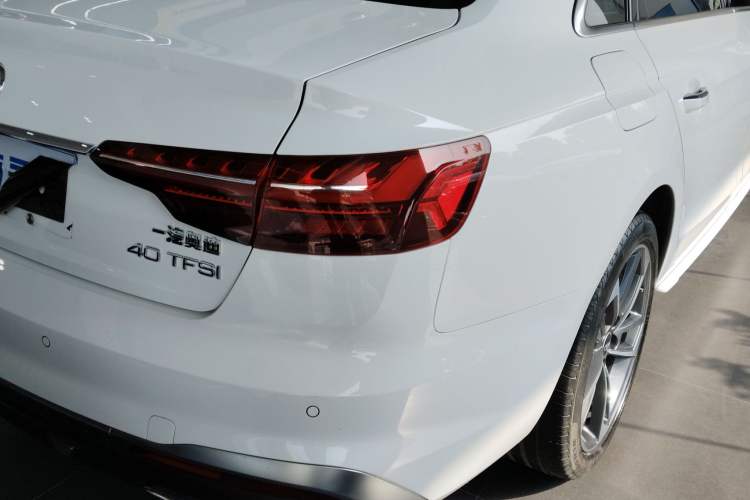 Used Audi A4L 2022 40 TFSI Fashion Dynamic Model