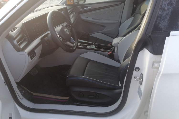 Used Volkswagen Lamando 2022 Lavida L 280TSI DSG Cool & Spicy Edition