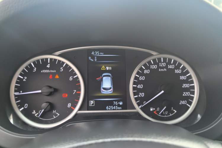 Used Nissan Tiida 2016 1.6L CVT Smart Drive Edition
