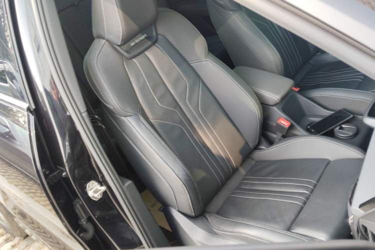 Used Audi Q5 e-tron 2023 40 e-tron Shining Edition Mecha Kit