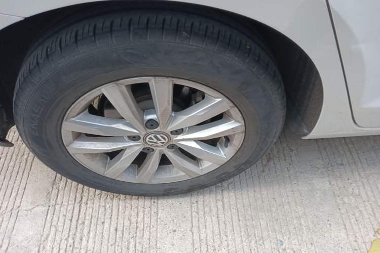 Used Volkswagen Touran 2016 Volkswagen Touran L 280TSI DSG Comfort Edition
