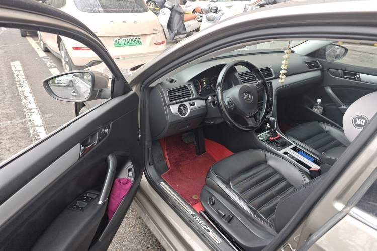 Used Volkswagen Passat 2014 1.8TSI DSG Prestige Edition