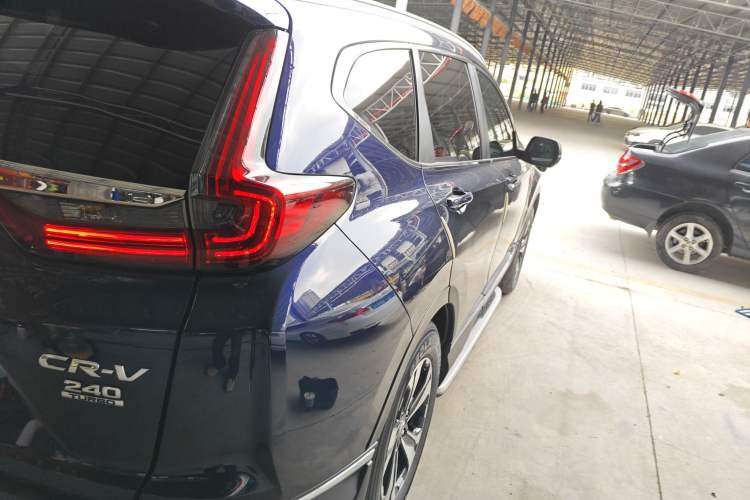 Used Honda CR-V 2021 240TURBO CVT 2WD Fashion Edition