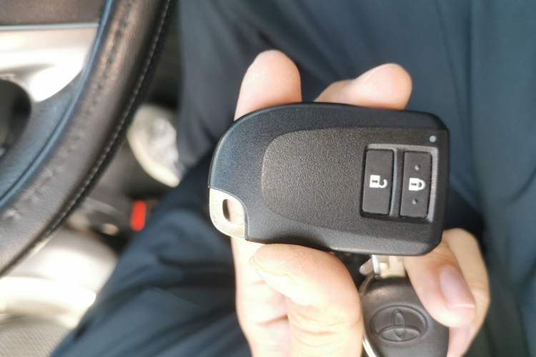 Used Toyota YARiS L 2021 X-Trail X 1.5L CVT Prestige Edition
