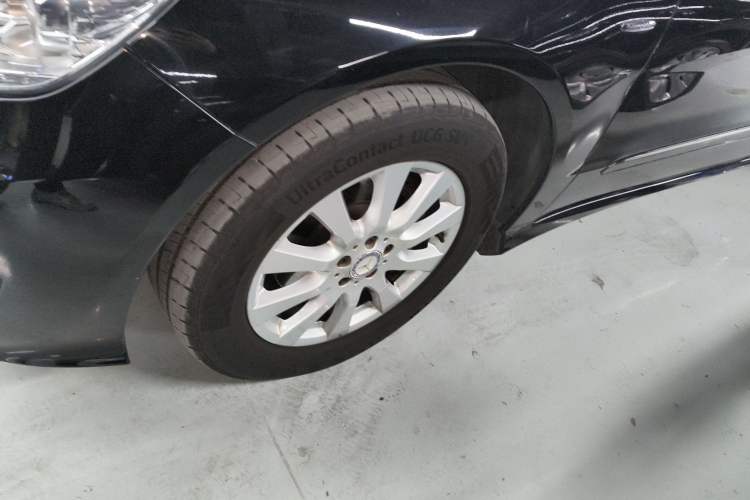 Used Mercedes-Benz R-Class 2017 R 320 4MATIC Business Edition Prestige Model