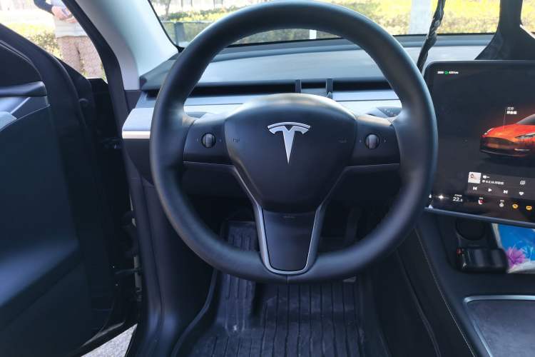 Used Tesla Model Y 2024 Rear-Wheel-Drive Version
