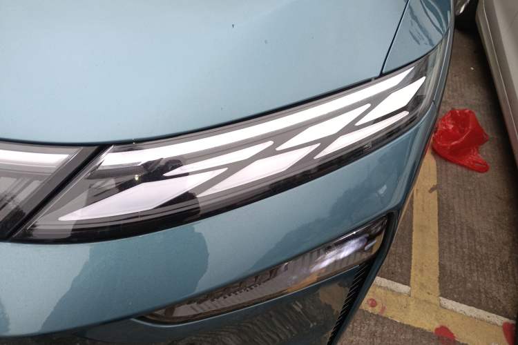 Used Venucia VX6 2025 Large Flat-Layout 520 Pro