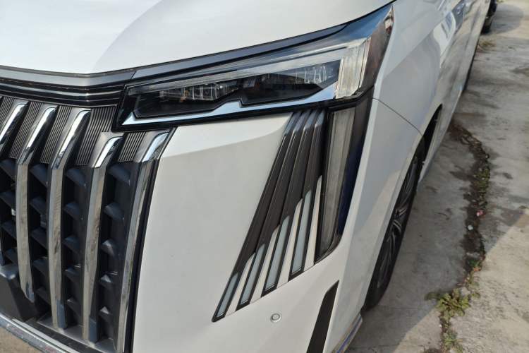 Used GAC Trumpchi M8 2024 Master Series 400T Prestige Edition
