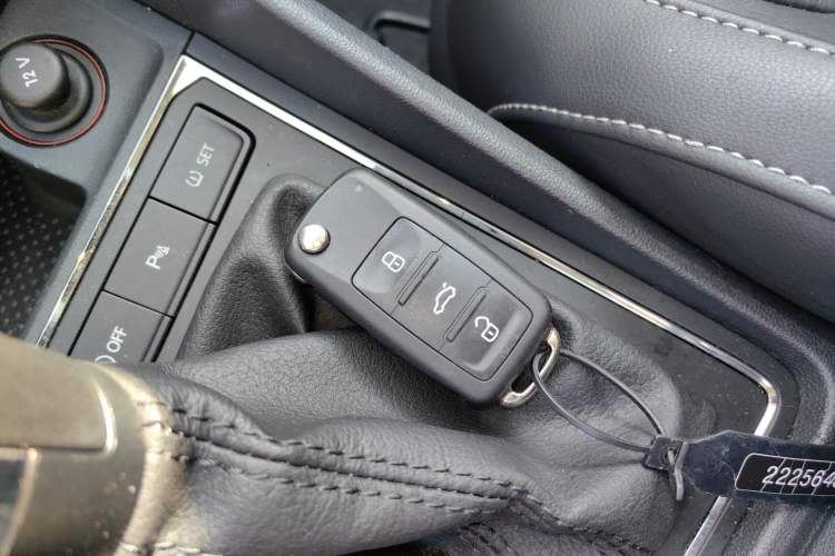 Used Volkswagen Gran Lavida 2017 180TSI DSG Comfort Edition