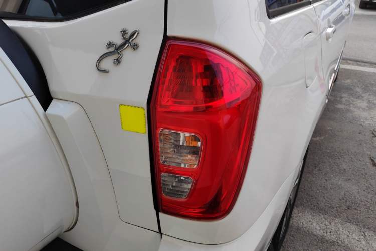 Used Chery Tiggo 3 2016 1.6L Manual ZhiShang Edition
