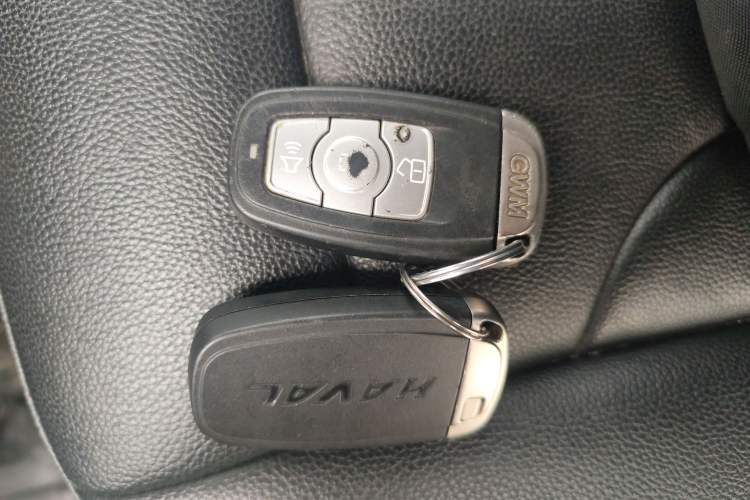 Used Haval H6 2016 Upgraded Model 1.5T Manual Two-Wheel Drive Urban Version
