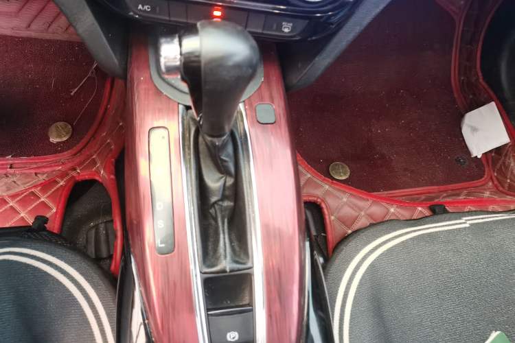 Used Honda XR-V 2015 1.8L EXi CVT Comfort Version
