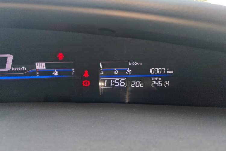 Used Honda Jade 2017 1.8L automatic Comfort version 5 seats
