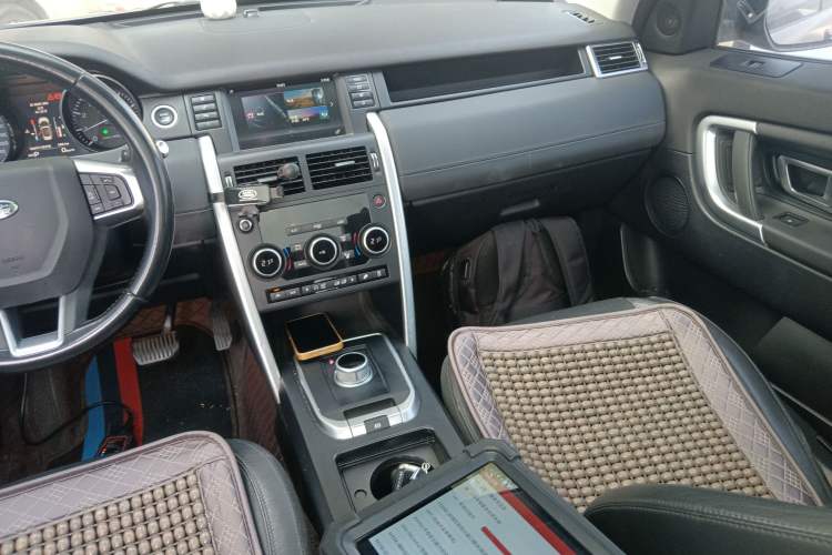 Used Land Rover Discovery Sport 2016 2.0T SE
