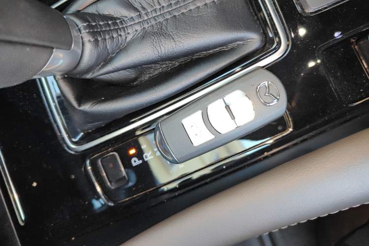 Used Mazda Atenza 2020 2.5L Sky Blue Prestige Edition
