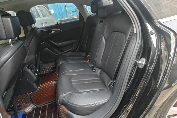 Used Audi A6L 2018 30th Anniversary Edition 45 TFSI quattro Luxury Model
