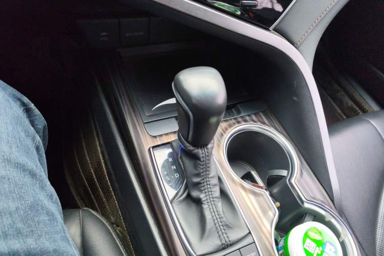 Used Toyota Camry 2019 2.5G Luxury Edition China VI Standard