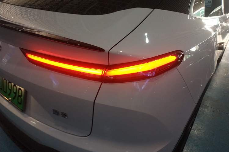 Used ONVO L60 2024 60 kWh Rear-Drive Version
