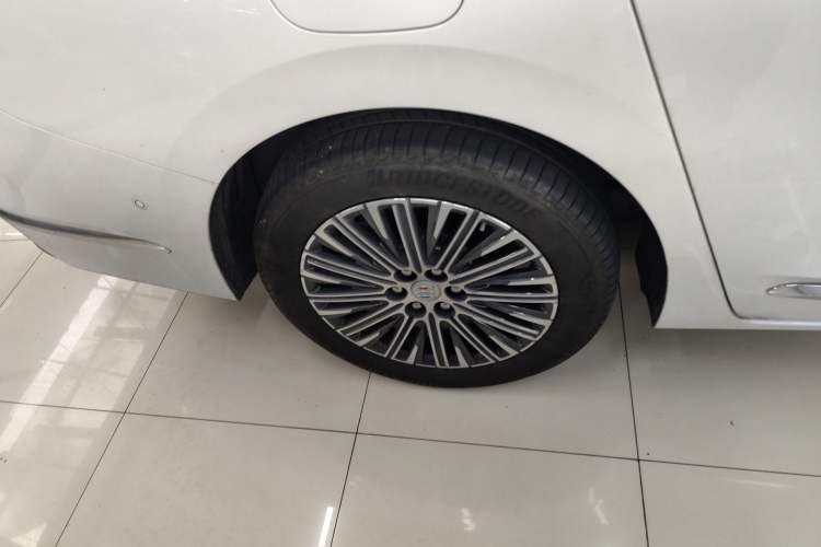 Used Buick GL8 New Energy 2024 Lu Zun Luxury Edition 7-Seater
