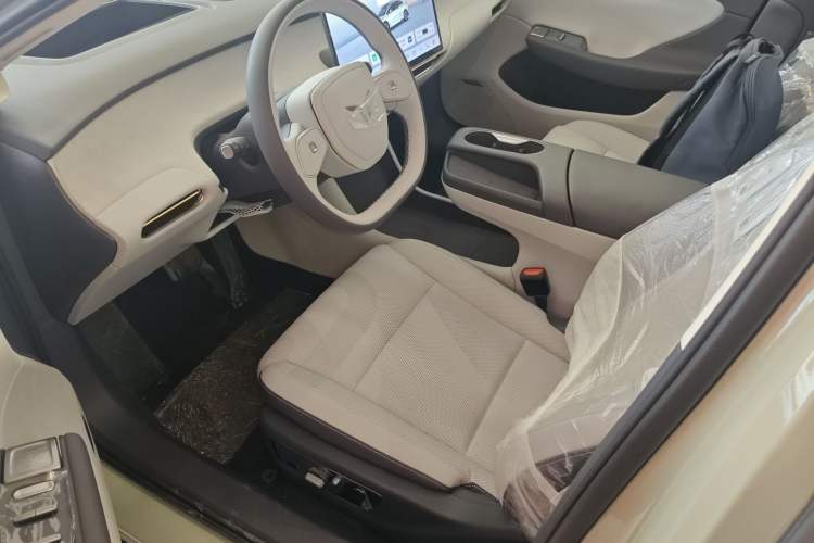 Used Hongqi Tiangong 05 2025 550 Smart Selection
