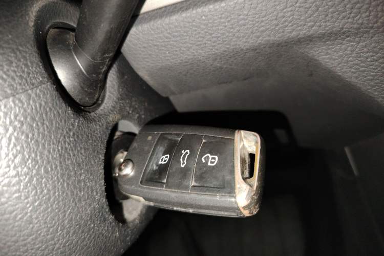 Used Volkswagen Touran 2018 Volkswagen Touran L 280TSI DSG Comfort Edition 7 Seats China VI Standard