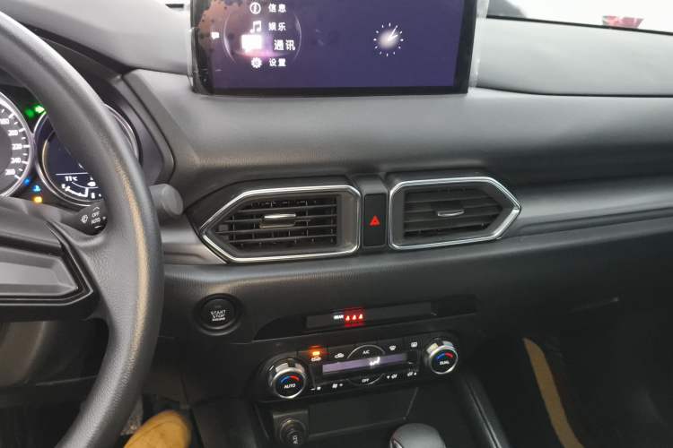 Used Mazda CX-5 2025 2.0L Automatic Two-Wheel Drive Comfort Version
