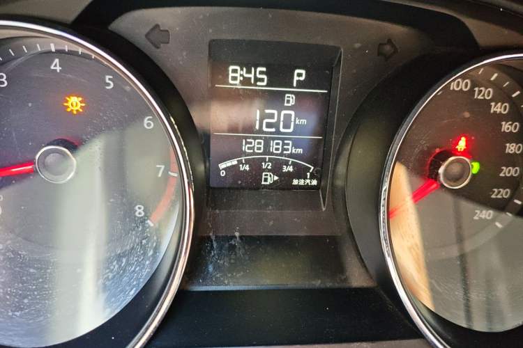 Used Volkswagen Bora 2017 1.6L Automatic Fashion Model