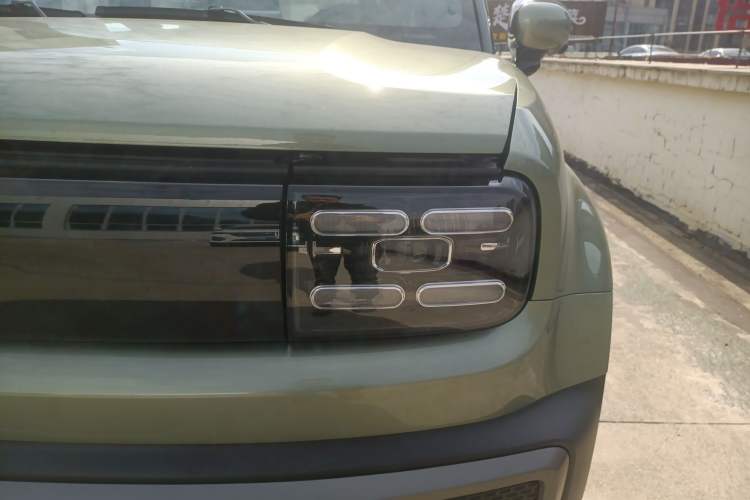 Used Baojun Spark EUV 
