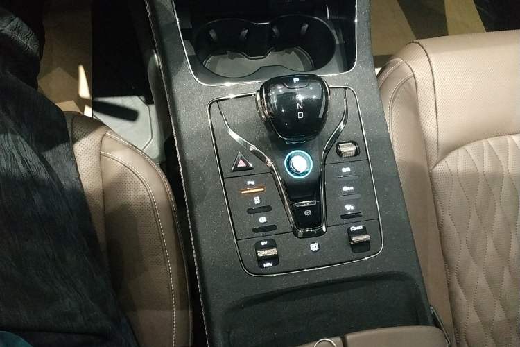 Used BYD Han 2023 DM-i Champion Edition 121KM Prestige Model