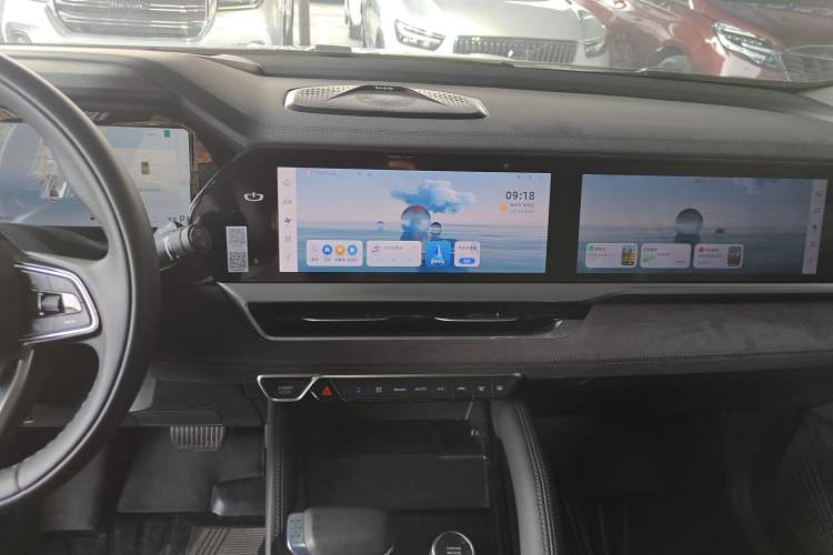 Used Geely Auto Monjaro L 2024 2.0TD High-Power Automatic Two-Wheel Drive Skyline Edition
