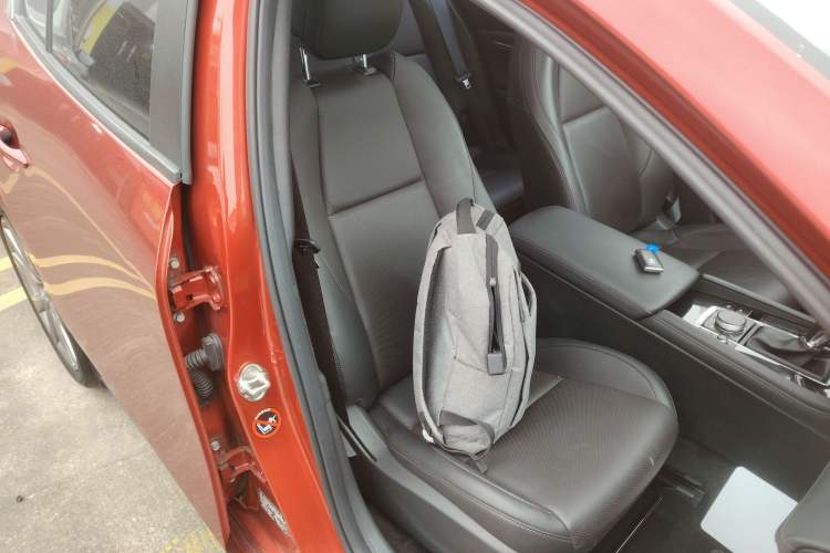 Used Mazda Mazda 3 Axela 2021 2.0L Automatic ZhiZun Edition