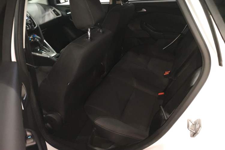 Used Ford Focus 2015 Hatchback 1.6L Automatic Comfort Model
