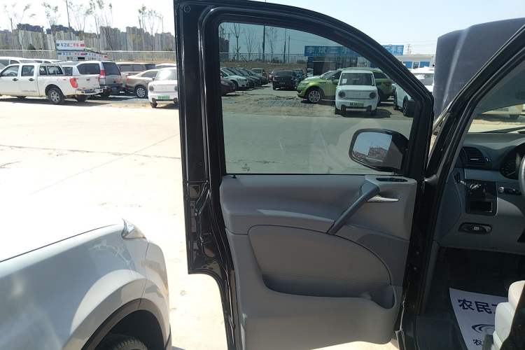 Used Mercedes-Benz Vito 2013 3.0L Elite Edition