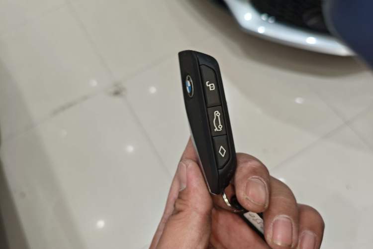 Used BMW 5 Series 2024 530Li Luxury Edition M Sport Package
