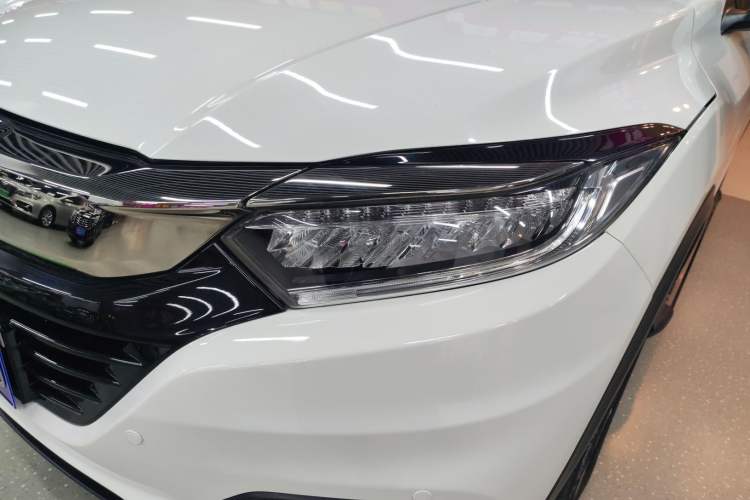 Used Honda Vezel 2020 220 TURBO CVT Luxury Edition
