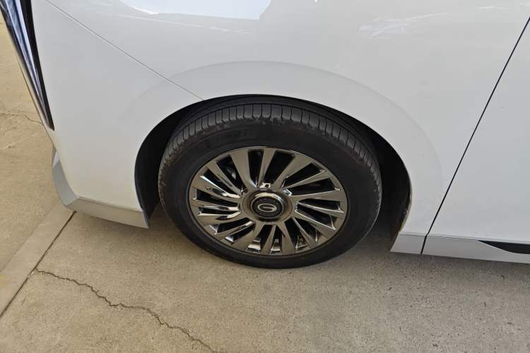 Used GAC Trumpchi M8 2023 Zongshi Series 400T Flagship Edition
