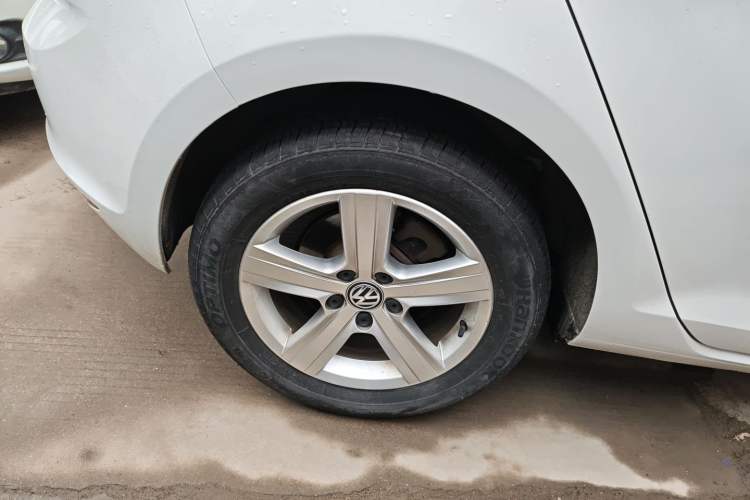 Used Volkswagen Golf 2016 230TSI Automatic Comfort Version
