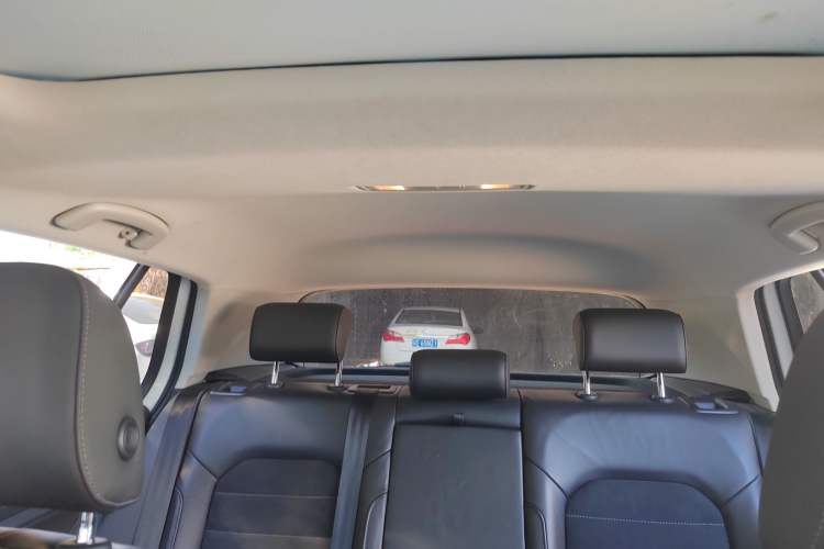 Used Volkswagen Golf 2018 230TSI Automatic Luxury Version
