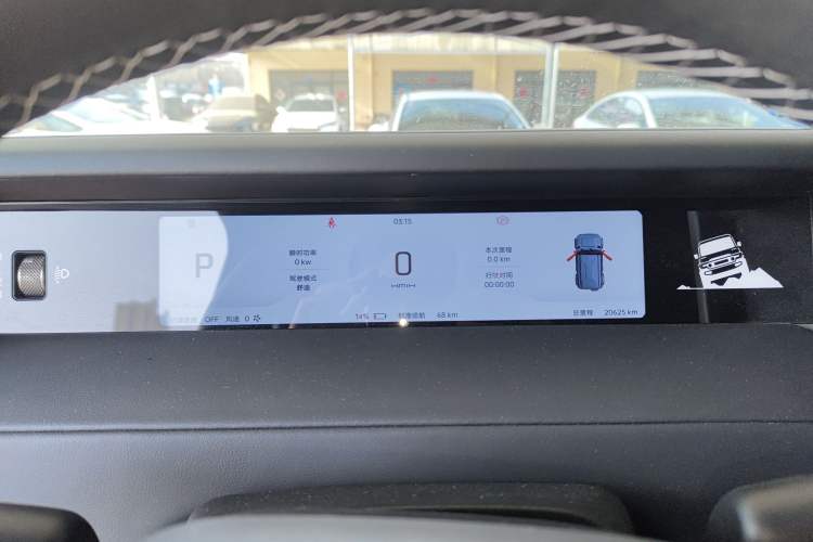 Used  V23 2025 501 Four-Wheel Drive Advanced Version
