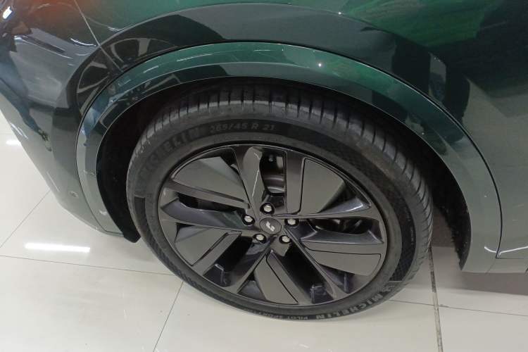 Used Li Auto L9 2022 Max model
