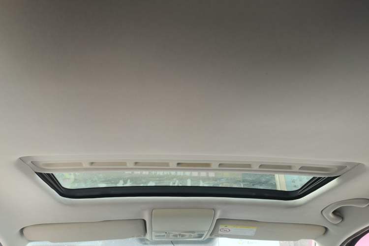 Used Volkswagen Gran Lavida 2015 230TSI DSG Comfort Edition