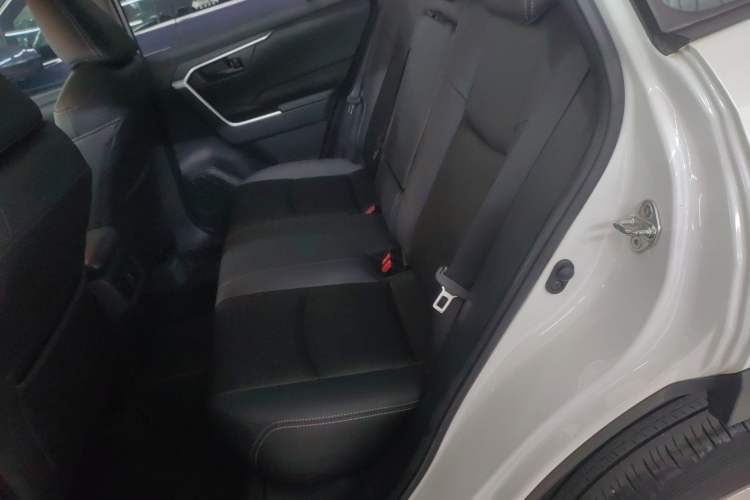 Used Toyota RAV4 2021 2.0L CVT Two-Wheel Drive Urban Edition
