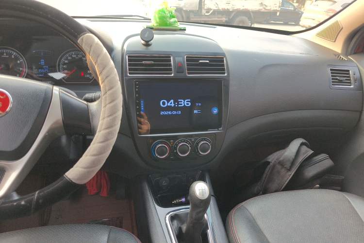 Used FORTHING Joyear X5 2013 1.6L Manual Luxury Model China IV Standard