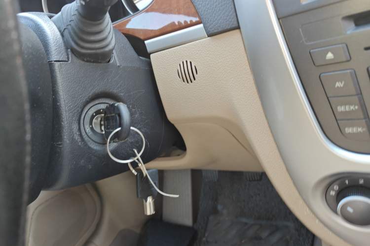 Used Buick Excelle 2013 1.5L Manual Luxury Model
