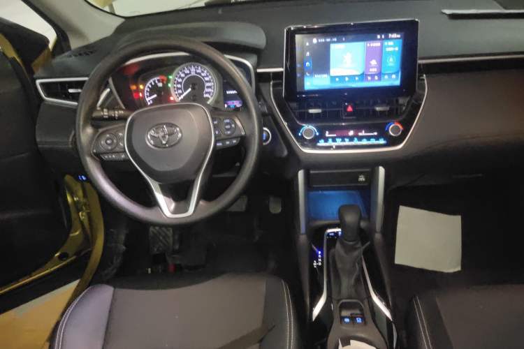 Used Toyota FRONTLANDER 2022 2.0L CVT Luxury PLUS Edition
