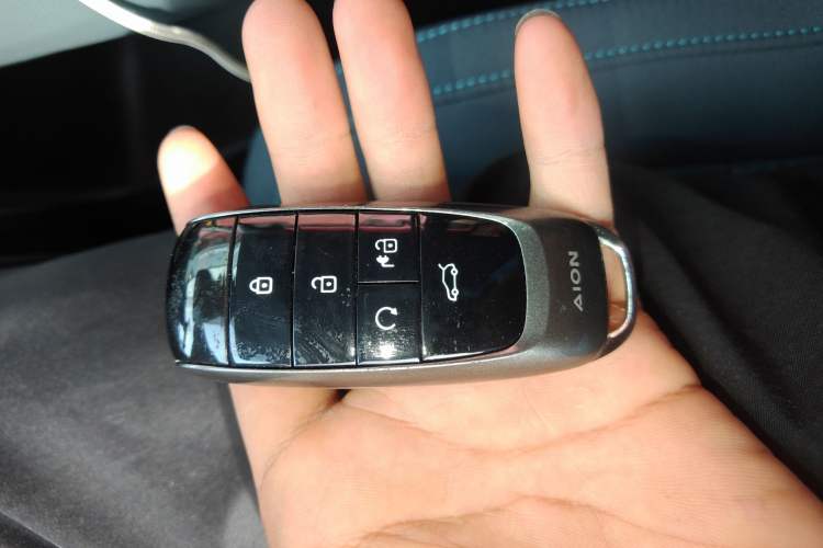 Used AION Y 2023 Younger
