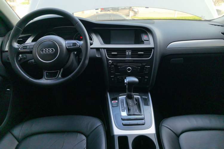 Used Audi A4L 2013 35 TFSI Automatic Standard Model
