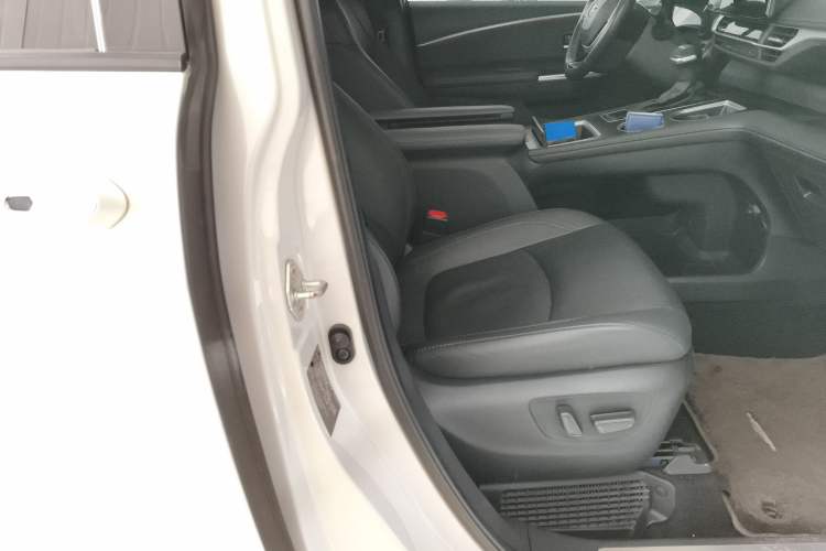 Used Toyota Sienna 2021 2.5L Hybrid Ultimate Edition